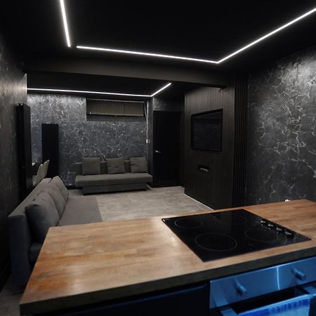 Nero Suite Sleeps Fourteen Manchester Bagian luar foto